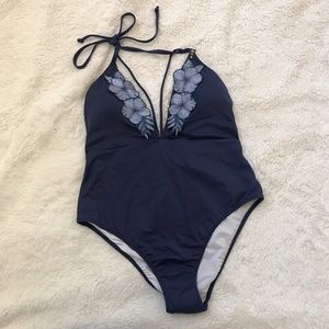 VS NWT One Piece